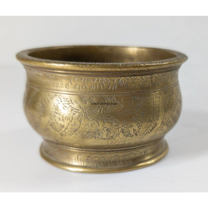 Maceta redonda duradera con color en tonos de latón oscuro Maceta de metal de diseño único de macetas metálicas redondeadas y maceta a bajo precio - Product Image 4