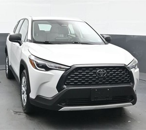 Toyota Corolla Cross L AWD 2023 d'occasion - Product Image 2