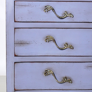 Armoire en bois d'acajou de fabrication indonésienne, numéro de série 1902, finition de précision - Product Image 3