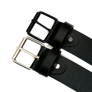 Ceinture en cuir de style punk pour homme et femme, fabriquée par un fabricant professionnel, avec des rivets en métal pyramidales et des perles carrées - Product Image 3