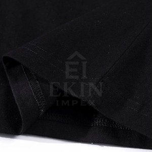 T-shirts brodés modernes pour hommes, tissu en coton doux, coupe confortable pour la mode streetwear et un look décontracté - Product Image 4