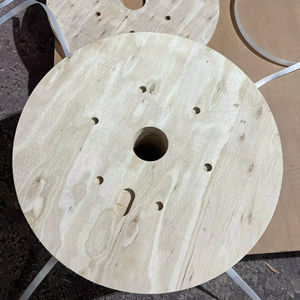 Flanges en contreplaqué personnalisées du Vietnam 600x9mm pour tambours de câbles vides et bobines de fil - Product Image 1