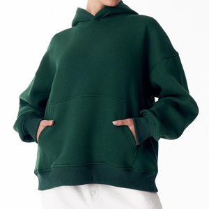 Manteau long confortable à capuche surdimensionné pour femme pour un usage quotidien Streetwear Travel Cozy Indoor Wear Winter Season with Front Logo - Product Image 6