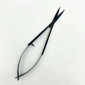 Ciseaux à ressort durables conçus pour maintenir une précision optimale lors d'un usage fréquent de toilettage, soins personnels - Product Image 1