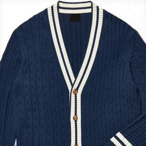 Vente en gros de cardigans courts pour femmes de haute qualité, sur mesure, en laine et coton, tricotés à la mode - Product Image 2