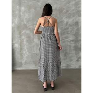 เดรสลำลองสีดำแบบมีสายรัดข้อเท้า ความยาวระดับข้อเท้า ขายส่ง - Product Image 1