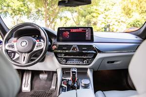 Auto Usado Premium 2021, B-MW M5 Competition Package, Motor V8 Twin-Turbo, Tracción en las Cuatro Ruedas - Product Image 4