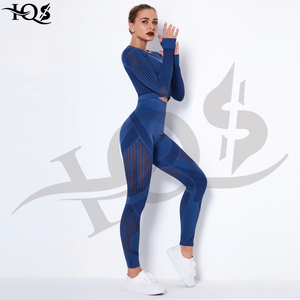 Conjunto de Yoga de cintura alta de manga larga para mujer, 2 piezas, ecológico, ligero, transpirable, patrón sólido, bordado, logotipo frontal acanalado - Product Image 4