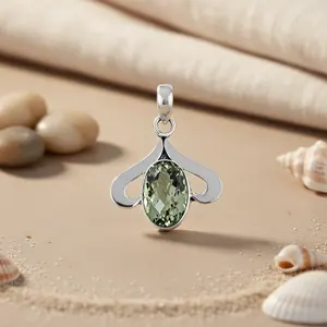 Colgante de Amatista Verde Hecho a Mano para Mujer, Plata 925 y Oro Rosa, Joyería de Piedras Preciosas de Estilo Religioso con Dije de Platino - Product Image 1