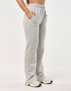 Conjunto Premium Personalizado Micro Gris OEM para Mujer, Conjunto de 2 Piezas, Pantalones Deportivos con Bolsillos Laterales, Cintura Alta, Suaves y Flexibles, Conjunto de Yoga - Product Image 6