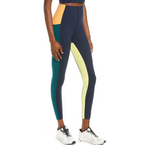 Mallas suaves de yoga para mujer con sensación de segunda piel y tela duradera que absorbe el sudor Mallas de yoga para mujer - Product Image 4