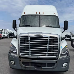 Camion semi-remorque Freightliner Cascadia 113 Sleeper 2020 à prix réduit, avec cabine intégrale 72, 450 CV, transmission automatique - Product Image 2