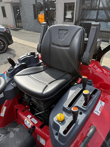 Tractor utilitario compacto TYM T25 usado 2026 TYM T2025P diésel 4x4 hidrostático en venta - Product Image 4