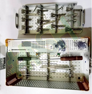 Juego de Instrumentos Ortopédicos para Radio Distal, Caja de Acero, Tornillos y Placas de 2.4mm, Grado A+, Certificado ISO 13485 CE - Product Image 3