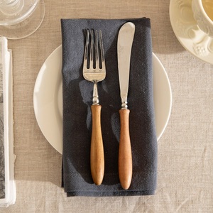 Ensemble de serviettes en lin doux lavé à la pierre, style européen, bio, faites à la main, taille et couleur personnalisées, logo personnalisé, Mi Enterprises Home Dining - Product Image 5