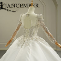 Robes de mariée élégantes Jancember GT26013 à col carré en satin orné de perles avec traîne