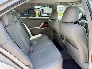 Camry XLE Turbo AWD 2011, sièges en cuir, conduite à gauche, intérieur clair - Product Image 4