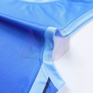 ชุดบาสเก็ตบอลขนาดพลัสไซส์น้ำหนักเบาพร้อมผ้าระบายอากาศดูดซับความชื้นเพื่อเพิ่มประสิทธิภาพการเคลื่อนที่ของผู้เล่น - Product Image 4