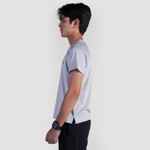 เสื้อยืดเจอร์ซีย์สีเทาอ่อน GA Essential Solid ผลิตจากโพลีเอสเตอร์ 100% น้ำหนัก 300 กรัม พิมพ์ลายด้วยเทคนิคซิลค์สกรีน - Product Image 3