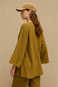 Ensemble coordonné à col en V surdimensionné pour femmes en polyester doux avec haut à manches larges et pantalon ample disponible en tailles M L XL XXL - Product Image 3