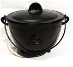 Porte-encens à brûleur d'arôme en fonte à trois lunes avec poignée de chaudron finition noire pour usage religieux - Product Image 4