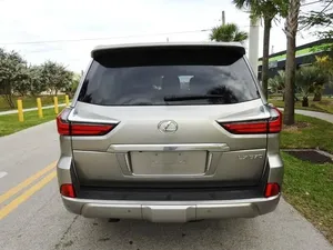 Lexus LX 570 2021 en perfecto estado - Product Image 2