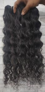 Achetez des cheveux humains vierges indiens Remy naturels non traités, lisses, ondulés ou bouclés, fabriqués en Inde, en vente - Product Image 2