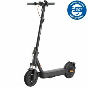 Scooter Eléctrico de Tres Ruedas Xiaomi BHR9610ES, Negro, Motor sin Escobillas, Llantas de 8.5 Pulgadas, Carga Máxima de 120 kg, 25 km/h, 60 km de Autonomía, Europa - Product Image 3