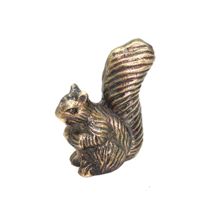 Sculptures d'animaux en aluminium au design élégant Figurines abstraites Nickel fini pour la maison Salon Sculpture de décoration de table - Product Image 2