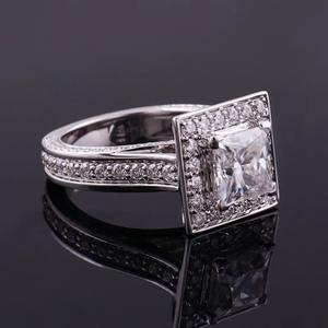 แหวนเพชรโมอิสสีขาวตัดสำหรับเจ้าหญิงแหวนเงินสเตอร์ลิงและจี้ฮิปฮอป - Product Image 4