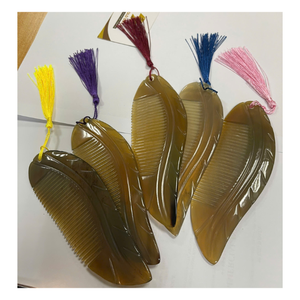 Customized Natural Horn Comb for <b>Hair</b> <b>Styling</b> Handcrafted and High Quality Made From Real Buffalo Horn - Caryln 0084935825297 - Product Image 5
