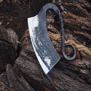 Cuchillo de Cocina Ulu de Acero de Damasco Forjado a Mano Personalizado, con Mango de Madera y Opciones Personalizables - Product Image 1