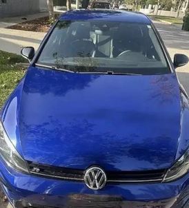 Golf R 2019 d'occasion en excellent état, sans réserve, inspecté, turbo 4 cylindres, bleu métallisé L-apiz - Product Image 1