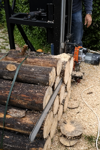 เลื่อยตัดไม้แบบเคลื่อนที่ 47 นิ้ว 1200 มม. ยี่ห้อ Victar รุ่น PT-1200 - Product Image 3