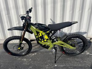 Expédition immédiate, tout nouveau modèle 2025 Sur Ron Light Bee X 60v 8000w 40Ah, composants en plastique de qualité industrielle DIY OEM/ODM, moto électrique tout-terrain - Product Image 2