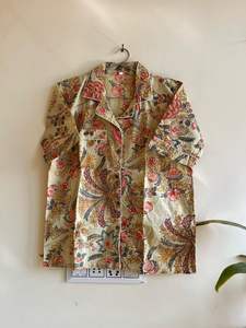 ชุดนอนผ้าฝ้ายคอวีของผู้หญิงไซส์พิเศษชุดนอนพิมพ์ลายดอกไม้ผ้านุ่มกางเกงขาสั้นพิมพ์ลายดอกไม้สำหรับใส่อยู่บ้าน - Product Image 2