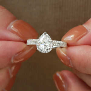 925 Plata incolora Moissanite pera corte Halo nupcial conjunto deslumbrante anillos para novias - Product Image 4