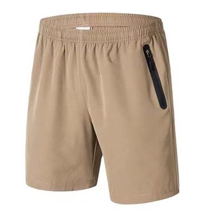 Shorts pour hommes en coton et polyester, design personnalisé OEM, grande taille, style streetwear, fabriqués au Pakistan, livraison DDP. - Product Image 4