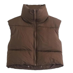 Vente en gros de gilet bouffant court avec logo personnalisé pour femmes, vêtements d'extérieur chauds, manteau court, design décontracté sans manches, produit de divertissement sportif - Product Image 6