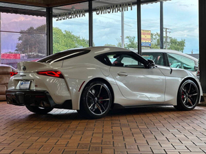 SUV 2 portes haute performance 2024, automatique, conduite à gauche, pneus R18, sièges en tissu, moteur supérieur à 8L, prêt à être expédié - Product Image 5