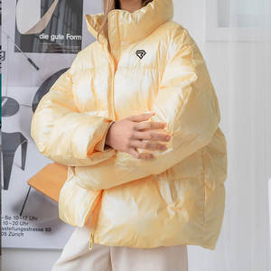 Chaqueta de Invierno Acolchada de Lujo para Mujer, Talla Grande, Forro de Piel, Satén, Impermeable, Reversible, Gruesa y Ligera, con Impresión de Logotipo Personalizado - Product Image 5