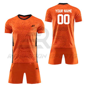 La fábrica hizo el último diseño de sublimación uniformes de fútbol para Unisex | Nuevo diseño transpirable uniformes de fútbol para la venta - Product Image 3