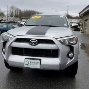 โตโยต้า 4Runner SR5 4WD ปี 2019 - Product Image 1