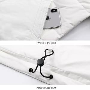 แจ็คเก็ตฤดูหนาวผู้หญิงพิมพ์ลายตามสั่ง คุณภาพสูง ซิปปิด ระบายอากาศได้ดี แขนยาว แฟชั่น ทรงพัฟเฟอร์ มีฮู้ด - Product Image 3