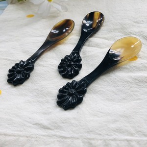 Cuchara de cuerno de búhos, diseño clásico de 12cm con mango de flores, accesorios de cocina hechos a mano de Vietnam, venta al por mayor - Product Image 3