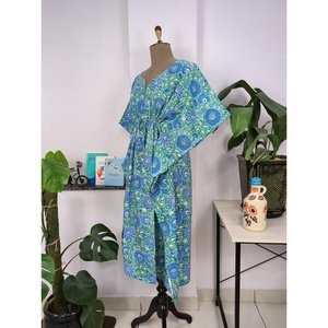 Robe Kaftan Bohème Indienne Imprimée Florale Bleu Soleil Vert Mer en Coton Léger Respirant – Look Parfait pour Cache-Maillot de Bain - Product Image 6