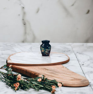 Prix de gros Urnes funéraires en métal de haute qualité personnalisées Urnes funéraires pour cendres avec boîte en velours - Product Image 5