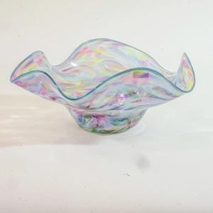 Tazón de Resina Hecho a Mano con Patrón de Modelo, Superficie Lisa Apta para Alimentos, para Decoración del Hogar de Alta Gama y Regalos a Bajo Costo - Product Image 3