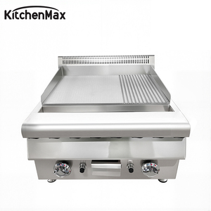 Plancha à gaz commerciale KitchenMax avec contrôle de zone, plaque nervurée 1/3 pour restaurant, hôtel et service de traiteur - Product Image 2