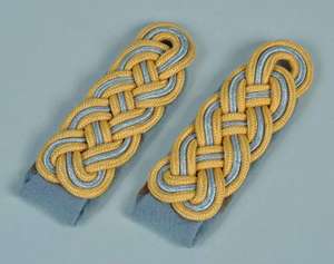 Épaulettes et épaulettes OEM Cadet Cérémonial personnalisé pour cadets et étudiants Tresse à rayures sur tissu confortable - Product Image 1